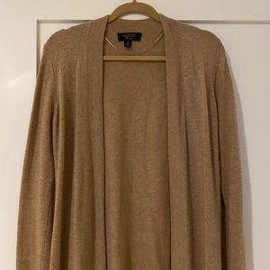 Cashmere knit sweater